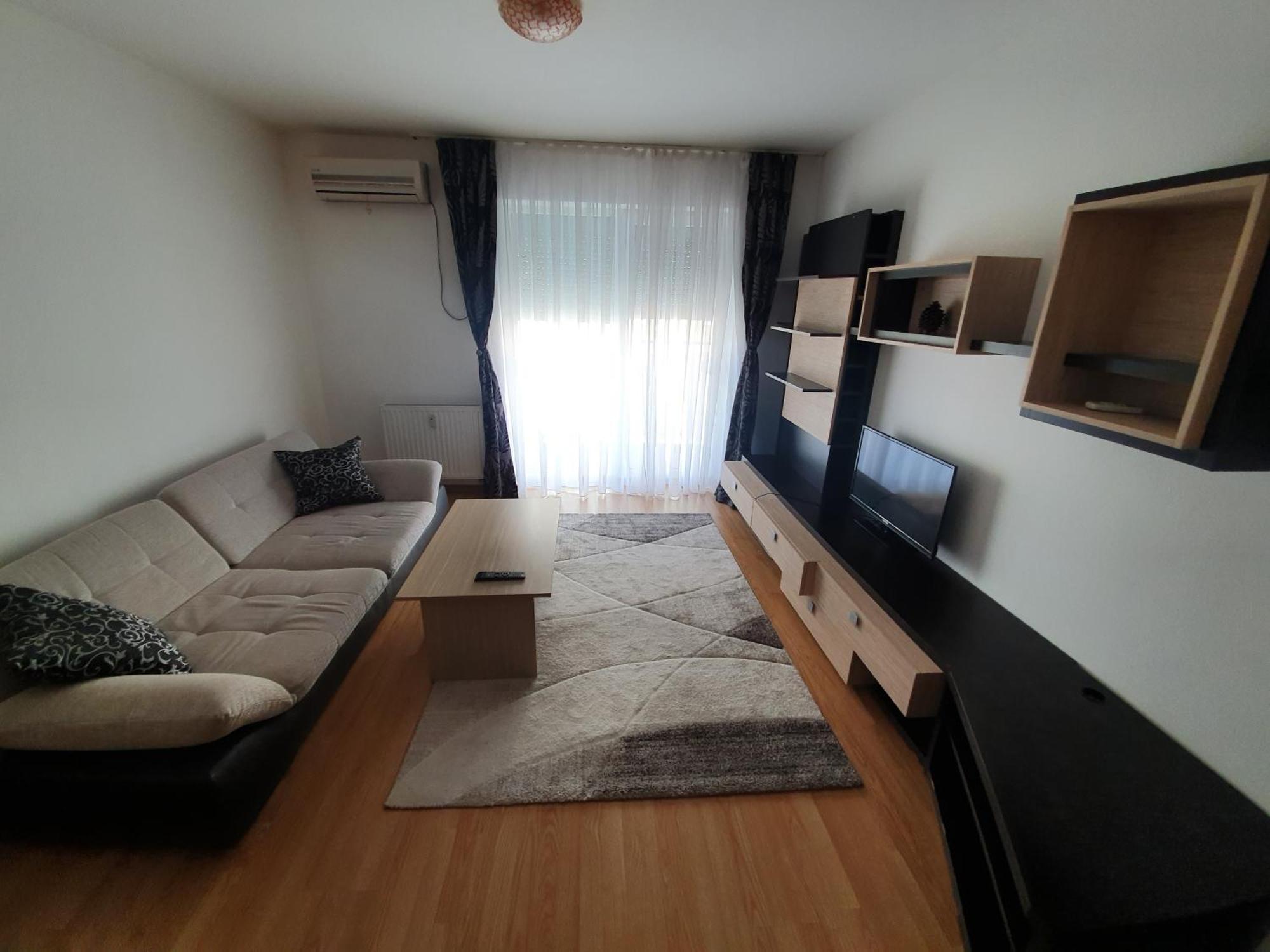 Urban Retreat Luxury Hideaway Apartment Oradea Ngoại thất bức ảnh
